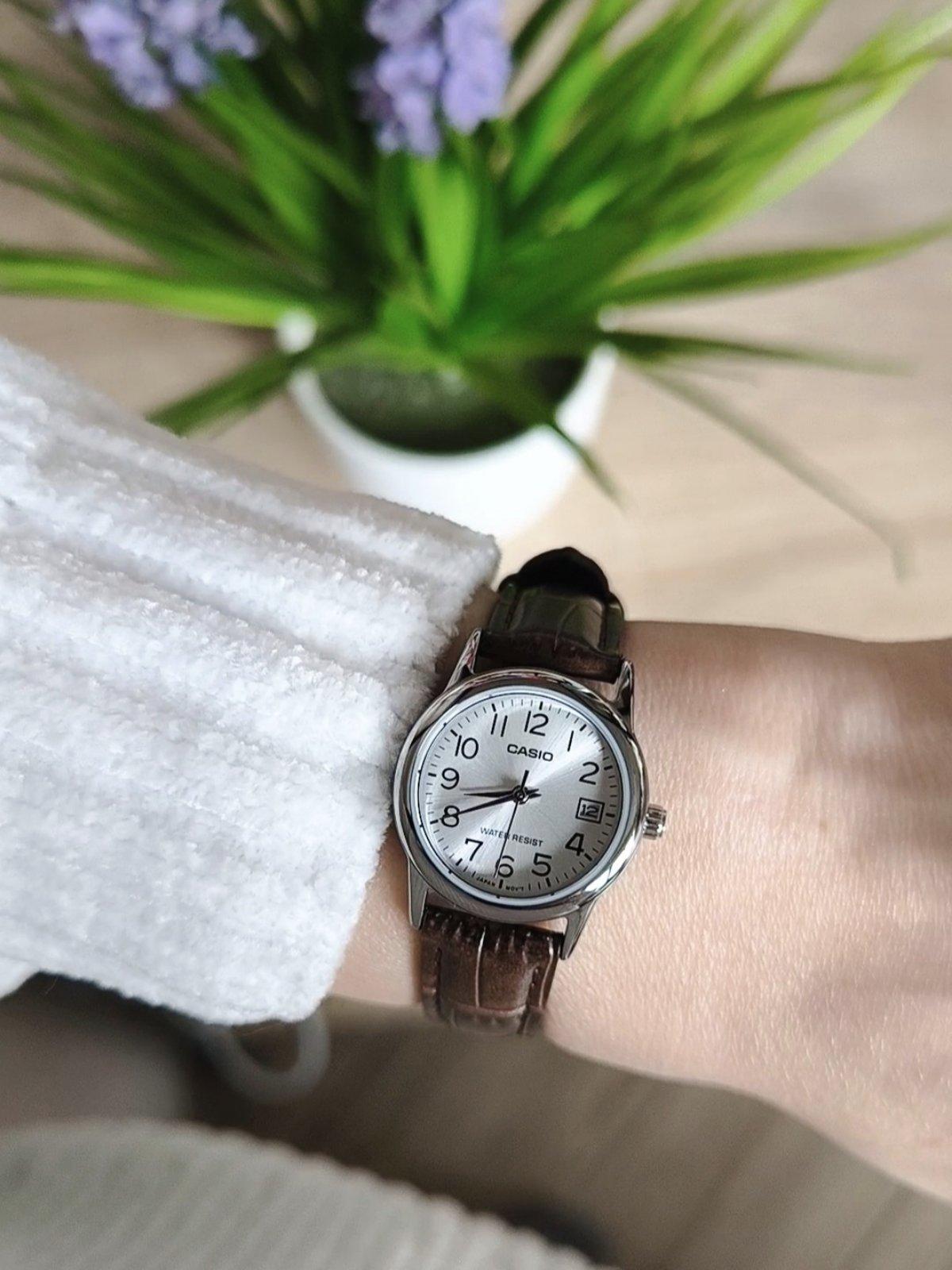 RELOJ PARA MUJER CASIO LTP-V002L-7B2UDF -BLANCO