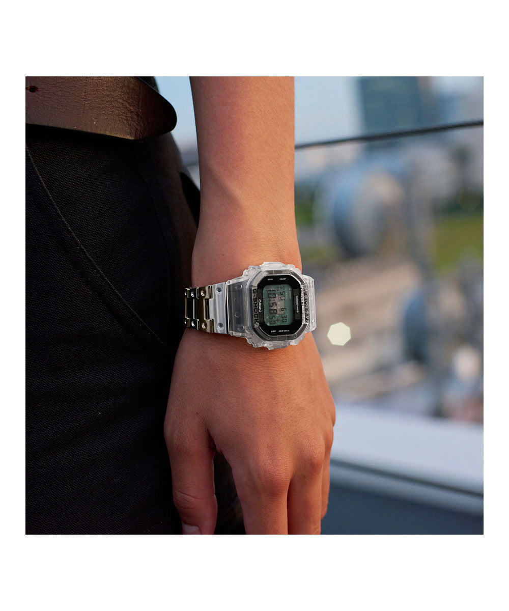 RELOJ DIGITAL PARA HOMBRE CASIO G-SHOCK DWE-5640RX-7DR - TRANSPARENTE