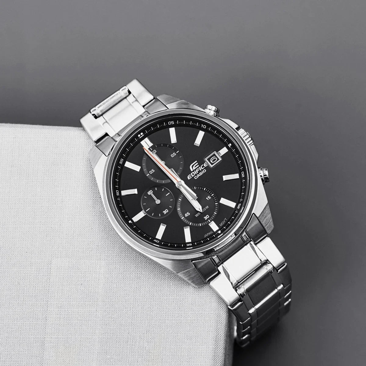 RELOJ ANALÓGICO PARA HOMBRE CASIO EDIFICE EFV-610D-1AVUDF - PLATEADO