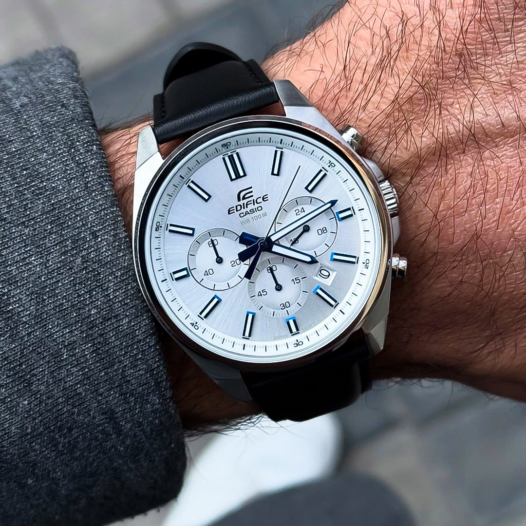 RELOJ PARA HOMBRE CASIO EDIFICE EFV-650L-7AVUDF -BLANCO