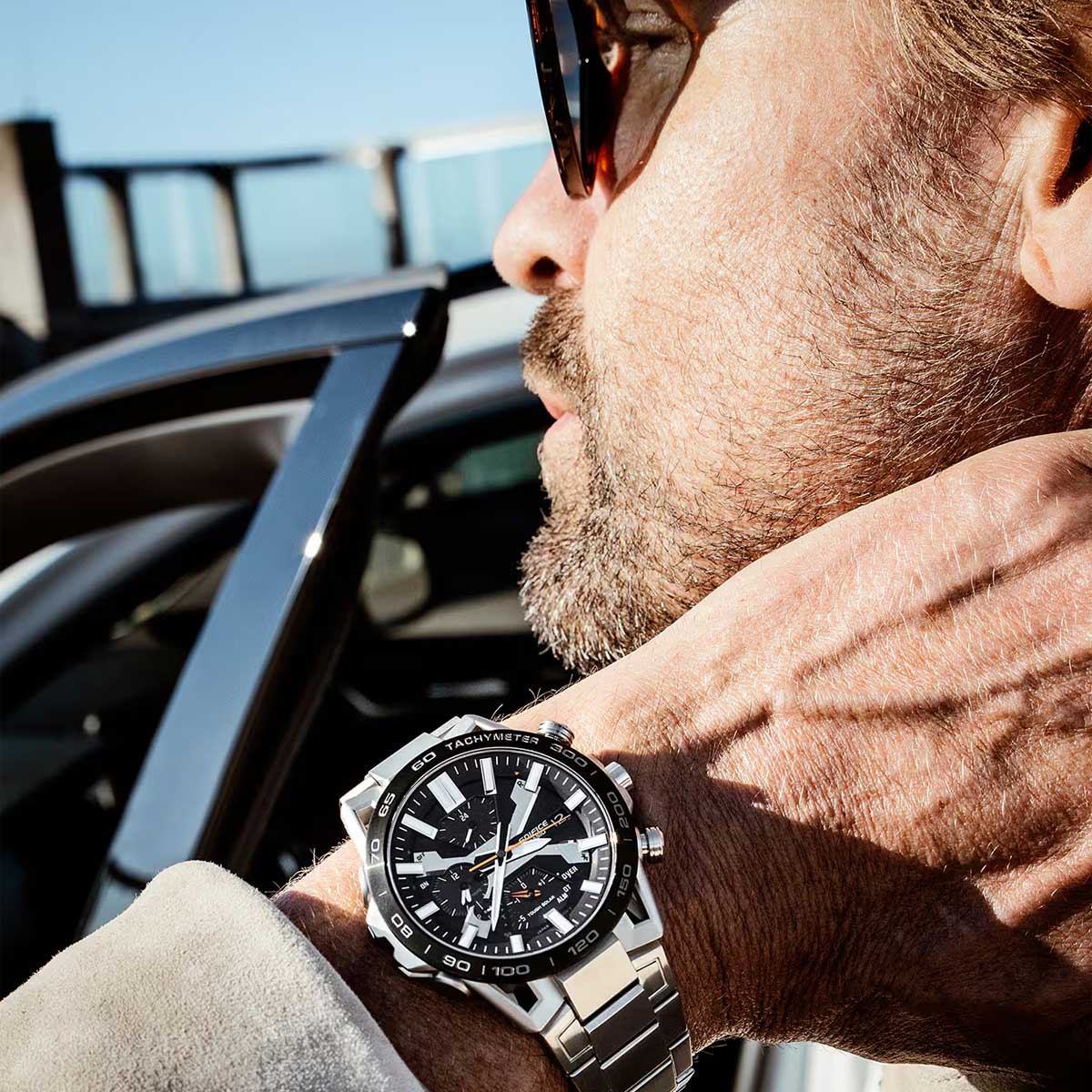 RELOJ ANALÓGICO PARA HOMBRE CASIO EDIFICE EQB-2000DB-1ADR - PLATEADO