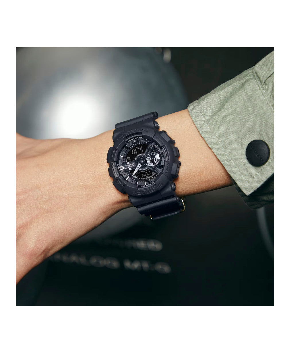 RELOJ CASIO G-SHOCK GA-114RE-1ADR- NEGRO