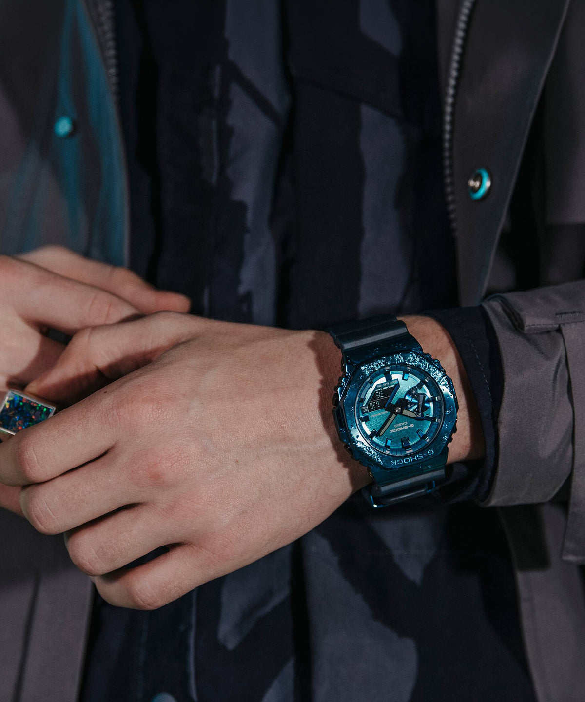 RELOJ ANÁLOGO DIGITAL PARA HOMBRE CASIO G-SHOCK GM-2140GEM-2ADR - AZUL
