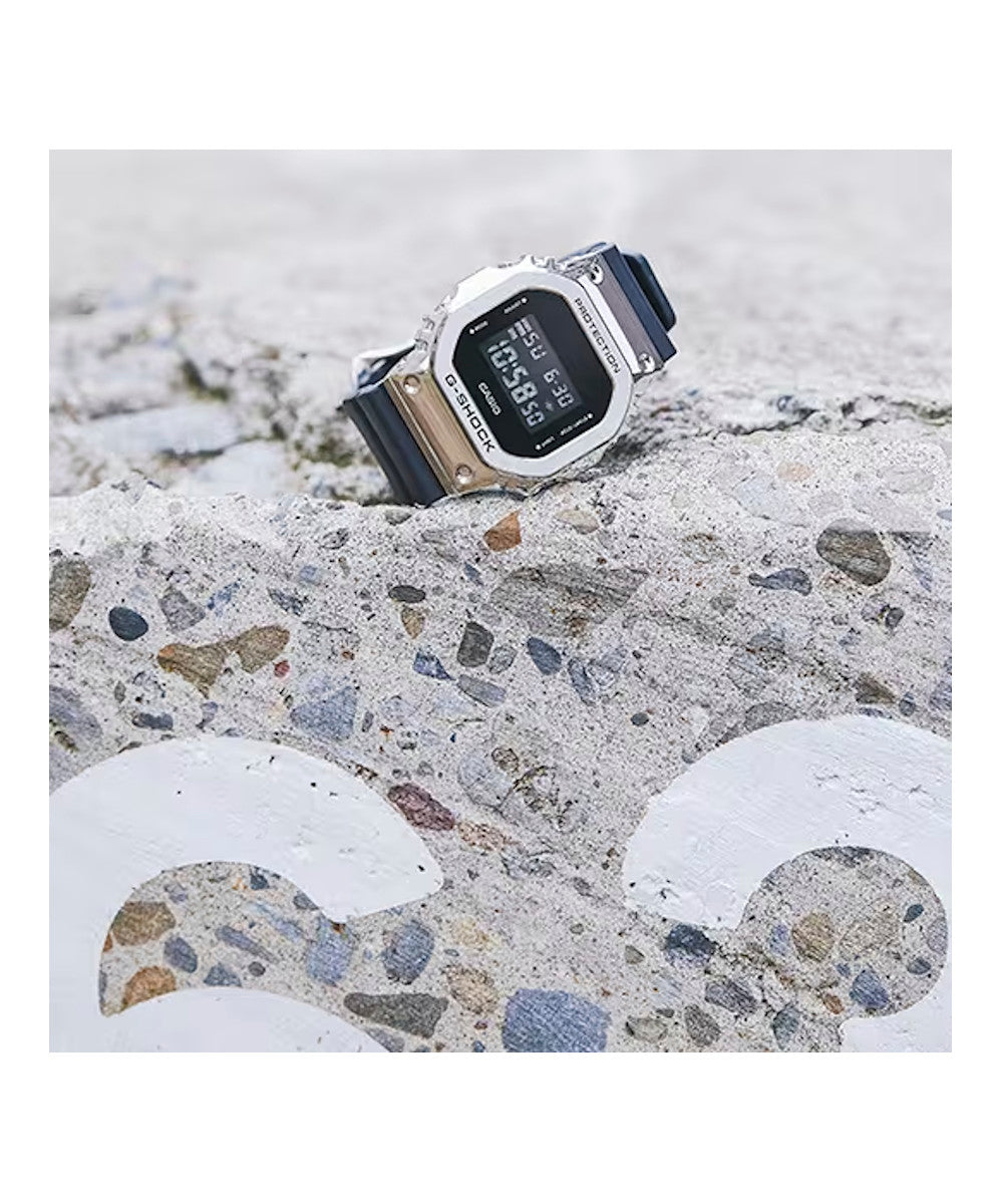 RELOJ CASIO G-SHOCK GM-5600-1DR- NEGRO