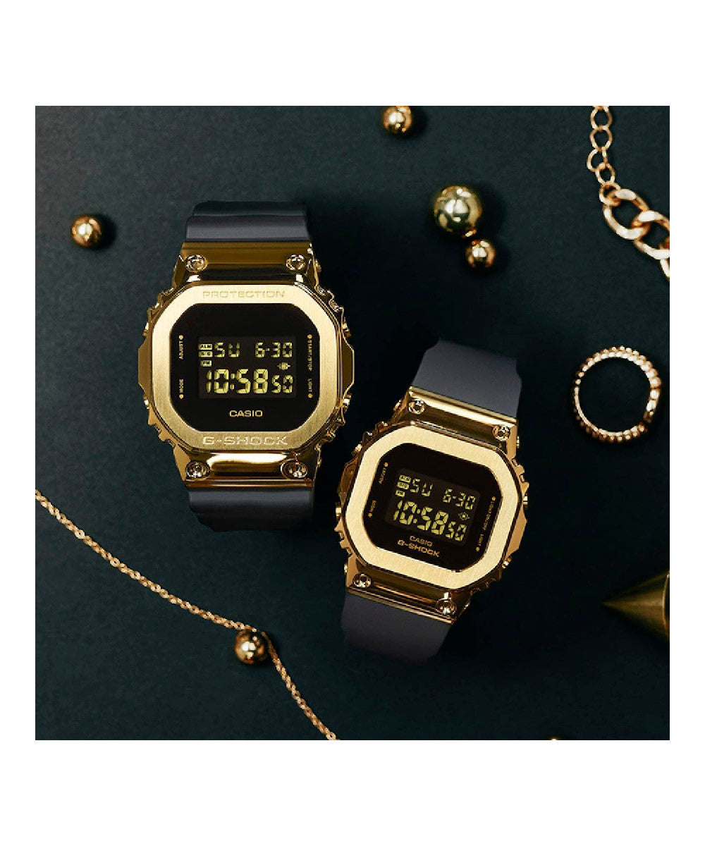 RELOJ CASIO G-SHOCK GM-5600G-9UDR- DORADO