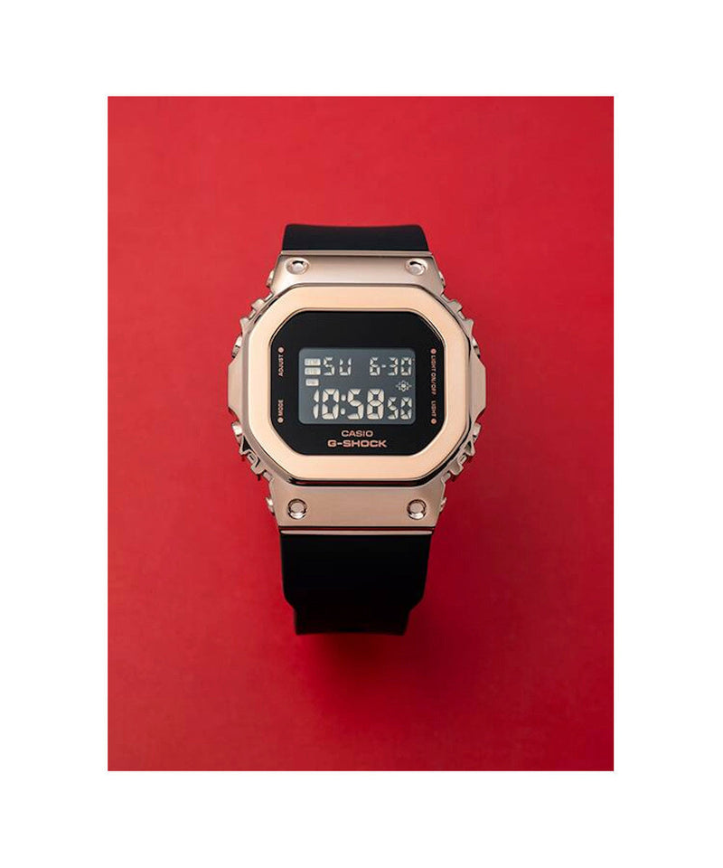 RELOJ DIGITAL PARA MUJER CASIO G-SHOCK GM-S5600PG-1DR - ORO ROSA