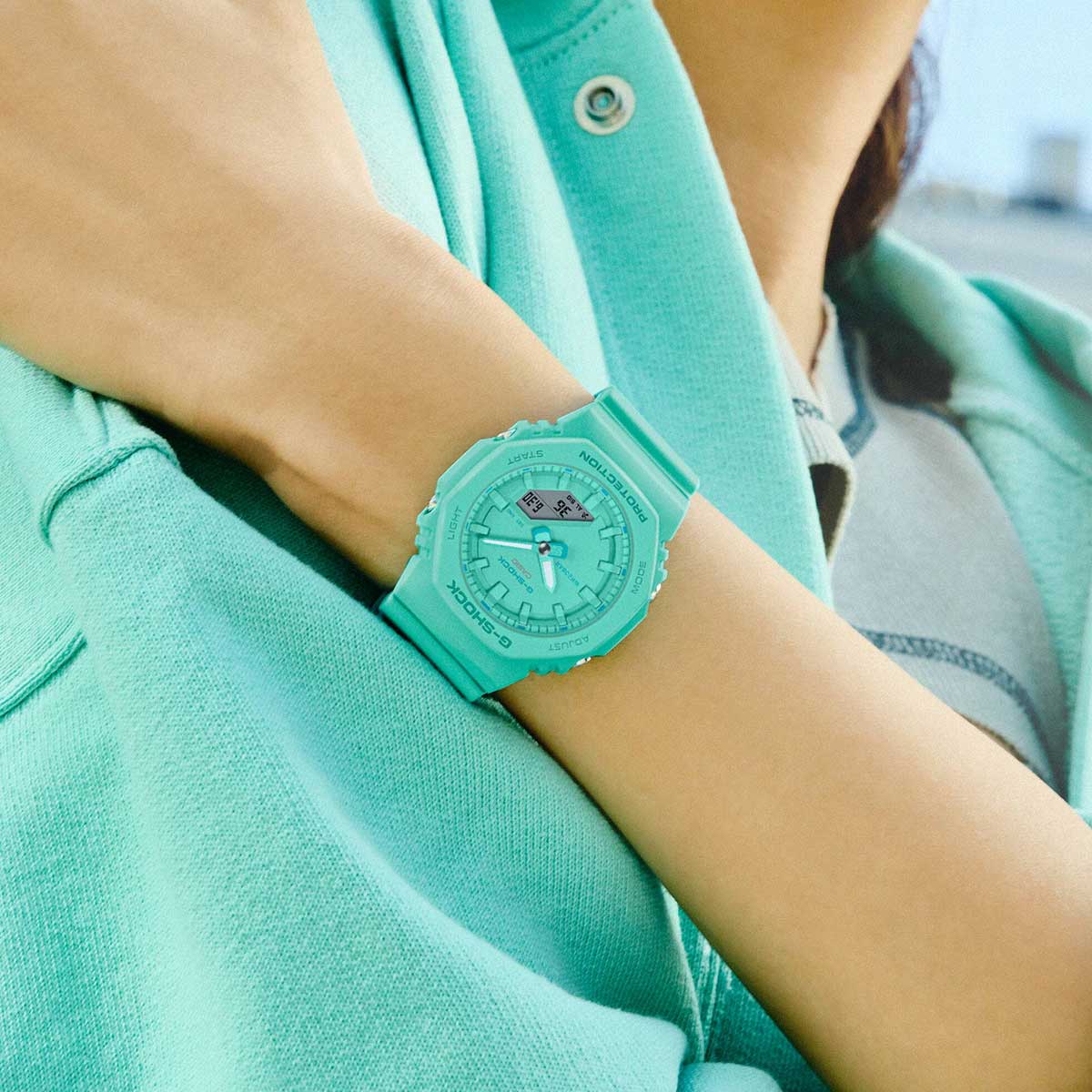 RELOJ ANÁLOGO DIGITAL PARA MUJER CASIO G-SHOCK GMA-P2100-2ADR - AZUL