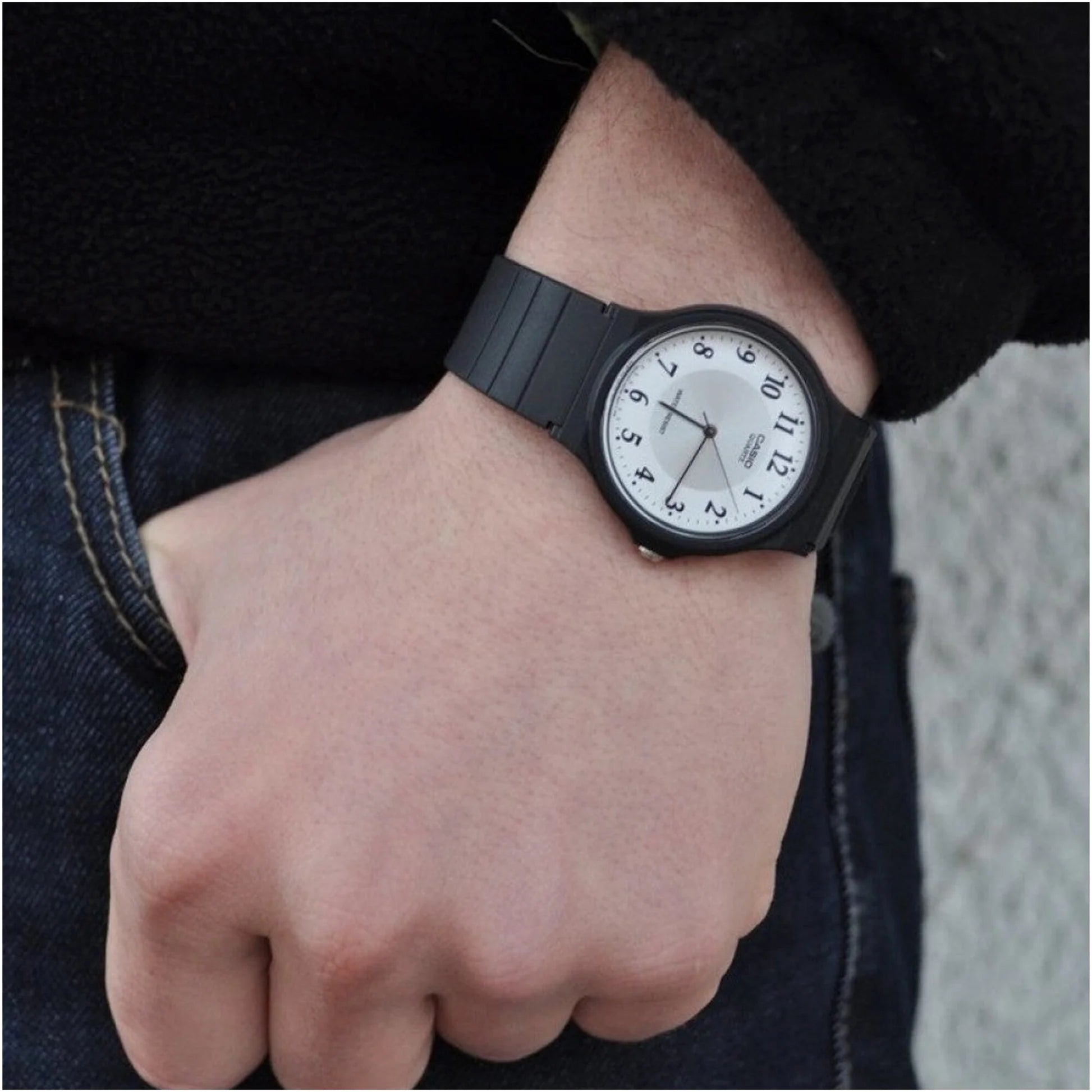 RELOJ UNISEX CASIO MQ-24-7B3LDF