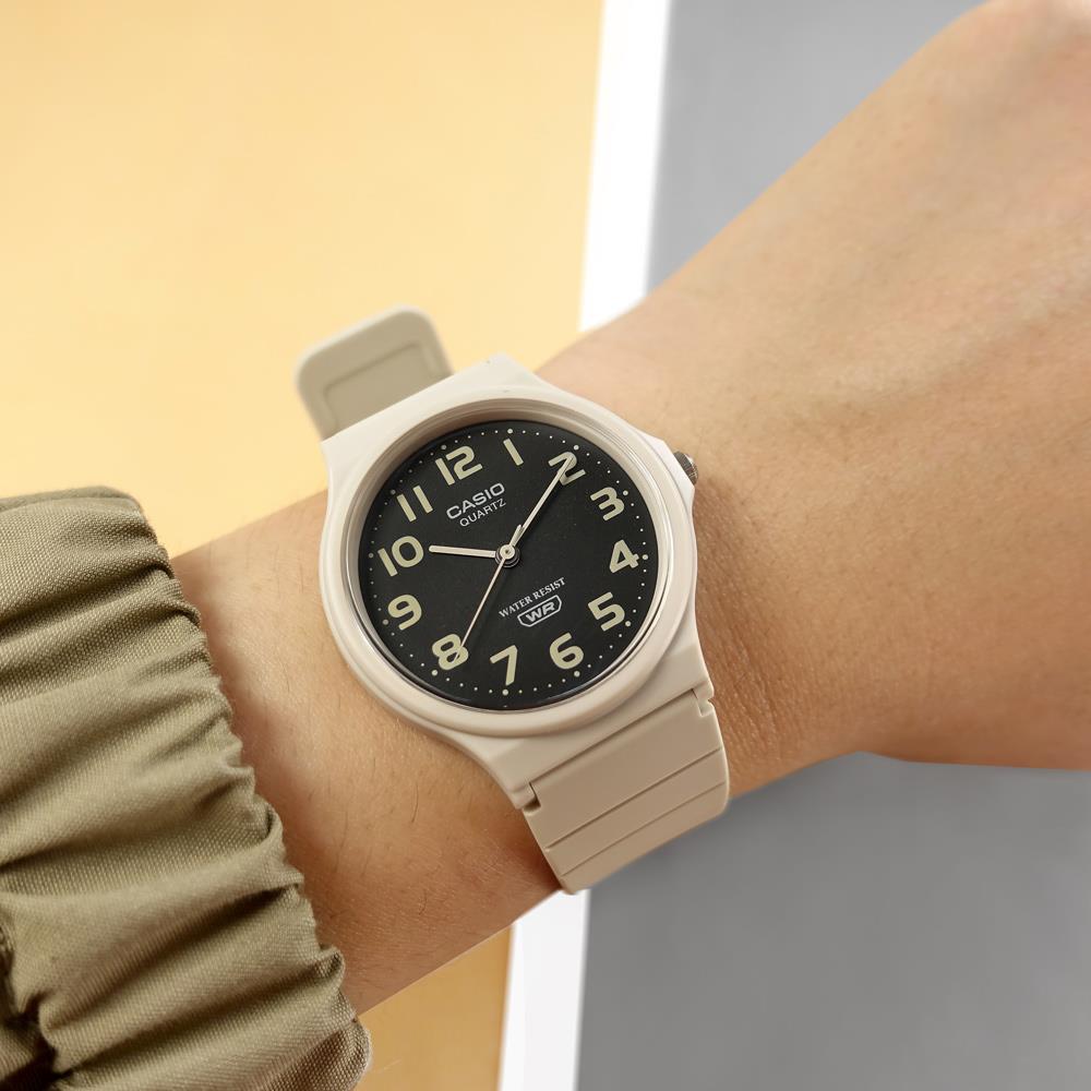 RELOJ UNISEX CASIO MQ-24UC-8BDF