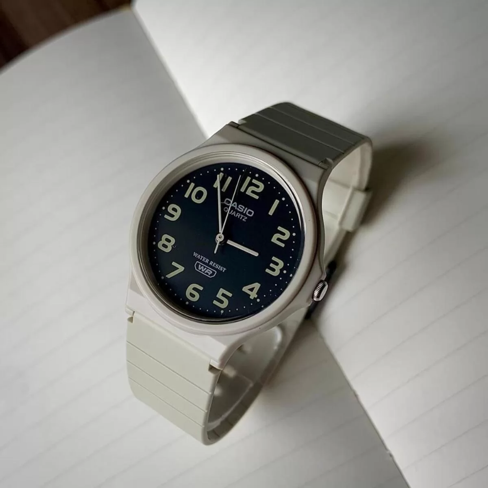 RELOJ UNISEX CASIO MQ-24UC-8BDF