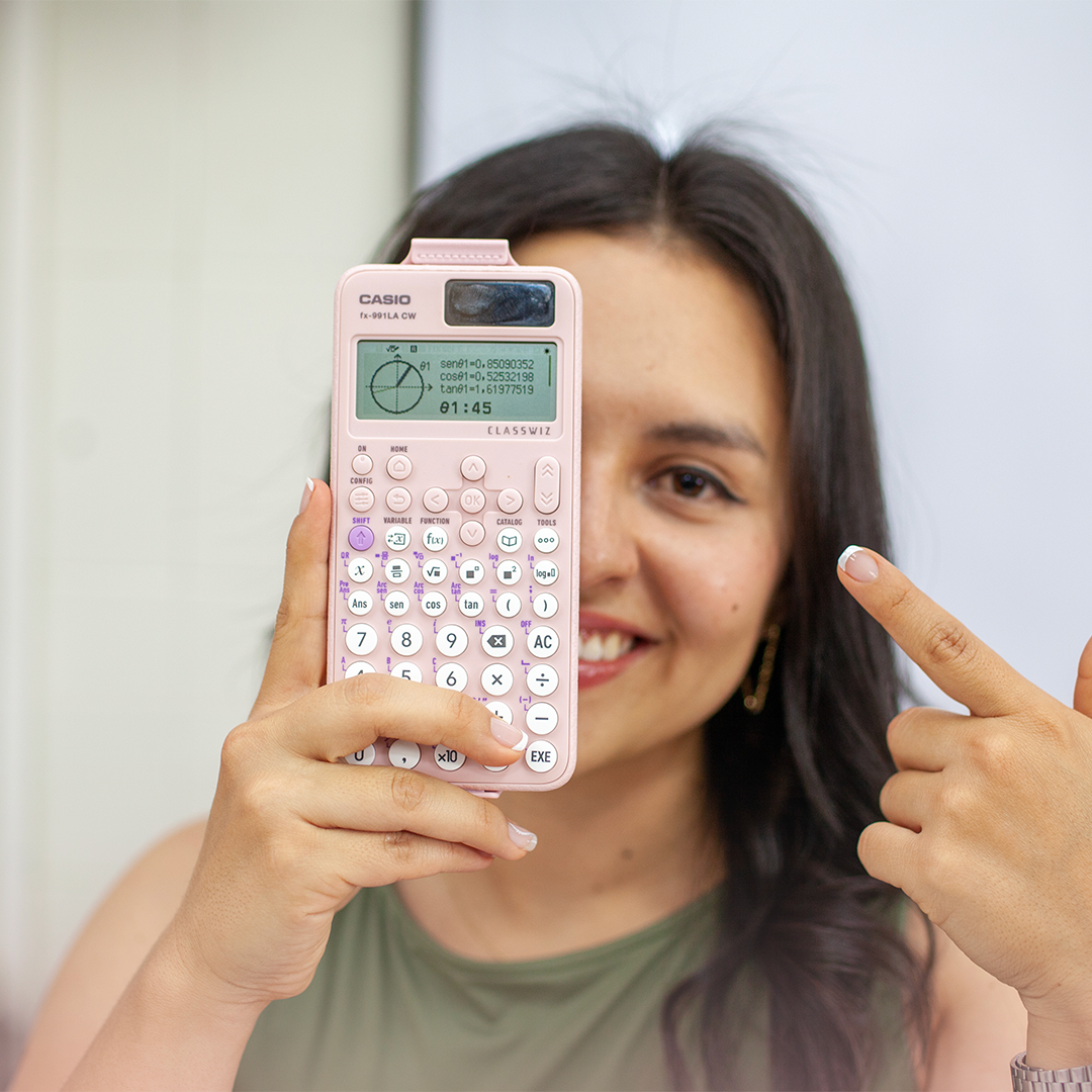 CALCULADORA CASIO ESCUELA Y UNIVERSIDAD FX-991LACW-ROSADA