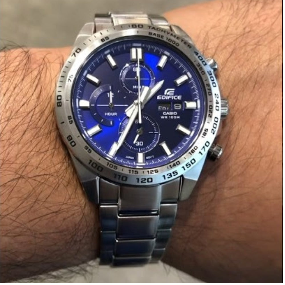 RELOJ ANALÓGICO PARA HOMBRE CASIO EDIFICE EFR-574D-2AVUDF - PLATEADO