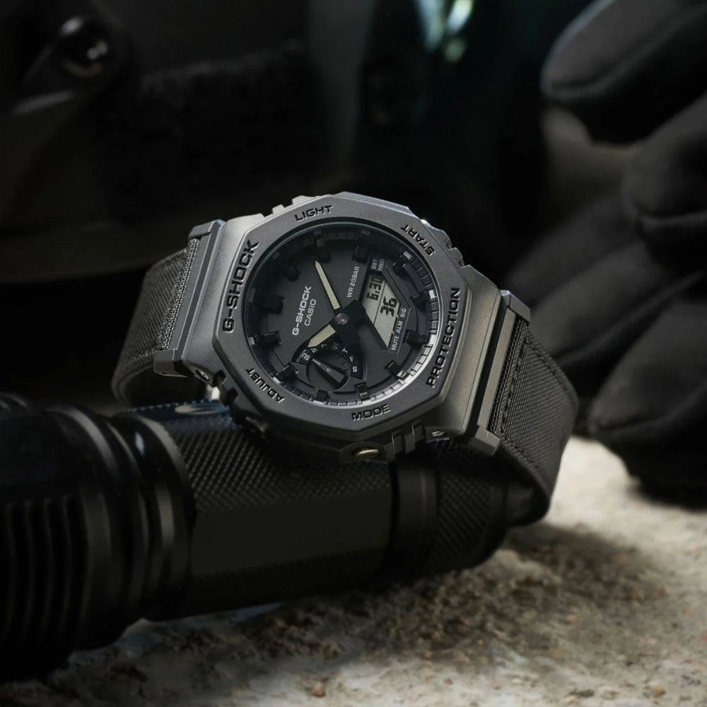RELOJ ANÁLOGO DIGITAL PARA HOMBRE CASIO G-SHOCK GA-2100BCE-1ADR - NEGRO