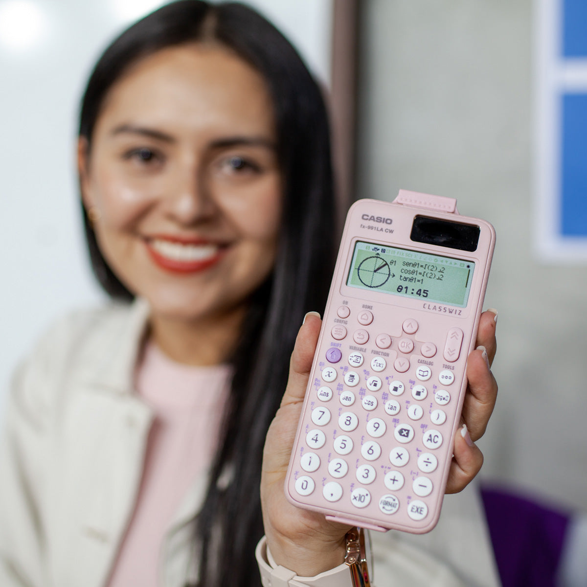 CALCULADORA CASIO ESCUELA Y UNIVERSIDAD FX-991LACW-ROSADA