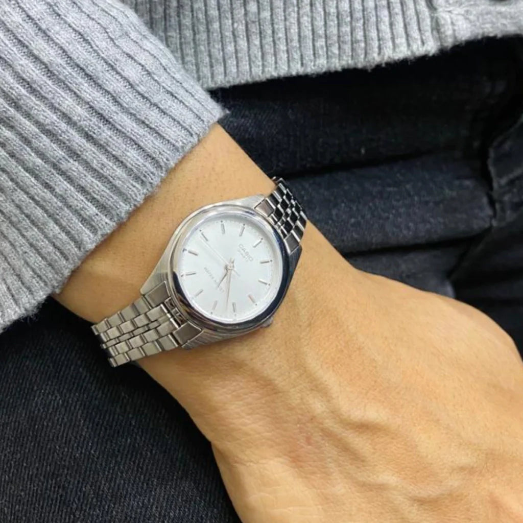 RELOJ PARA MUJER CASIO LTP-1129A-7ARDF -BLANCO