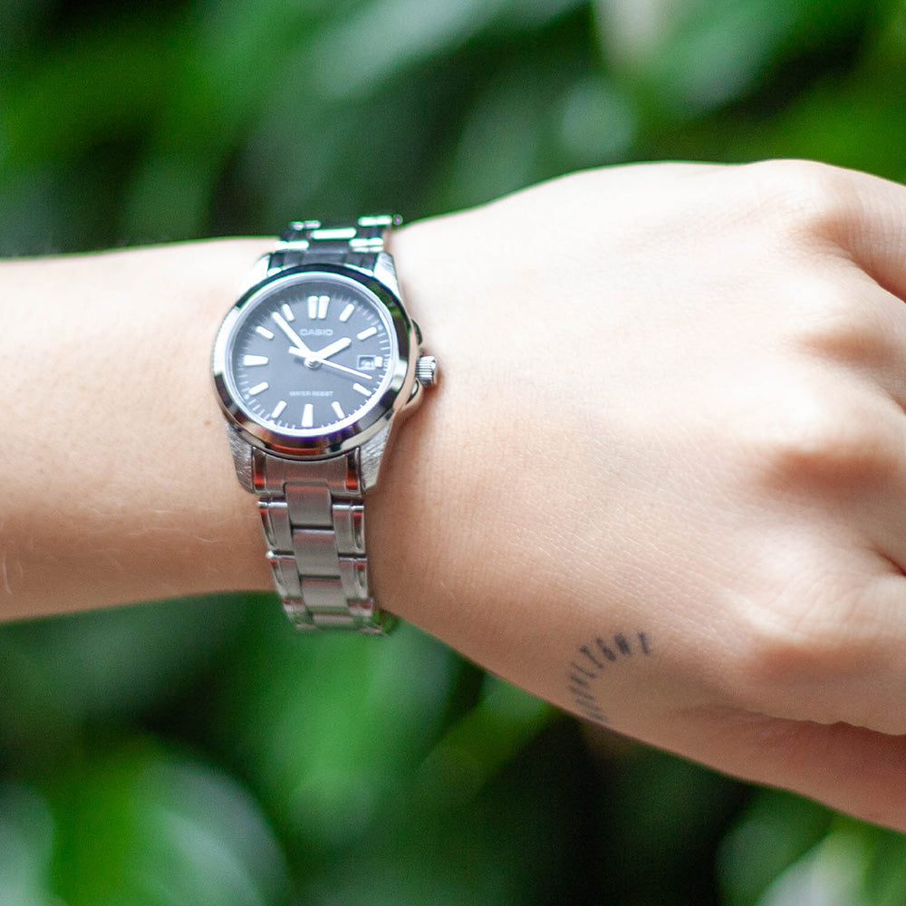 RELOJ PARA MUJER CASIO LTP-1215A-1A2DF -PLATEADO