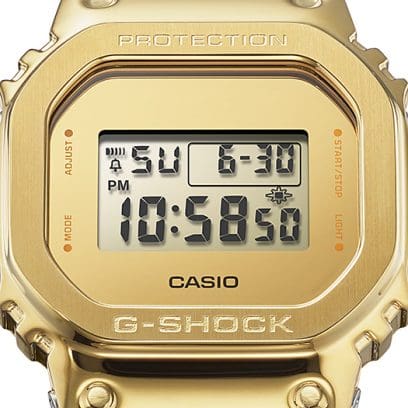RELOJ DIGITAL PARA HOMBRE CASIO G-SHOCK GM-5600SG-9DR - DORADO