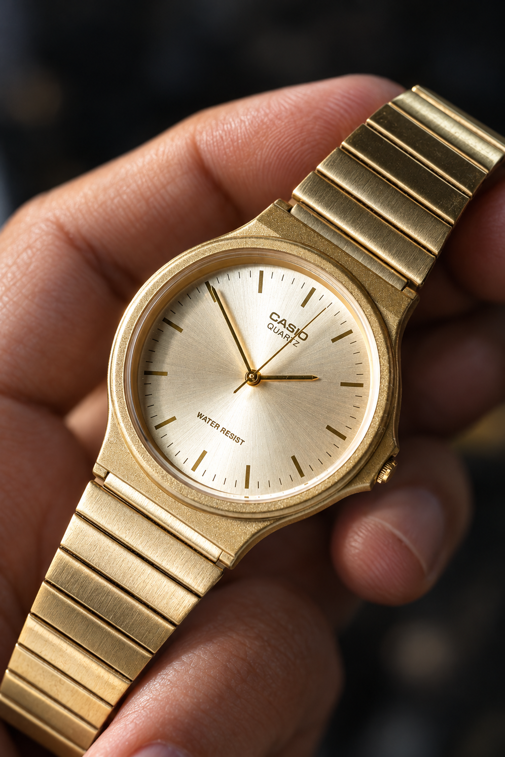RELOJ CASIO MQ-24G-9EDF -DORADO