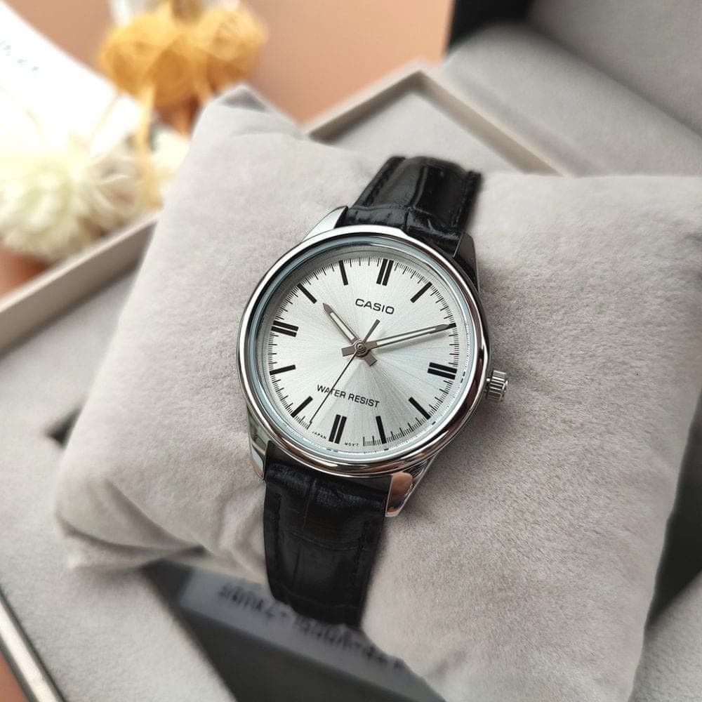 RELOJ PARA MUJER CASIO LTP-V005L-7AUDF -BLANCO