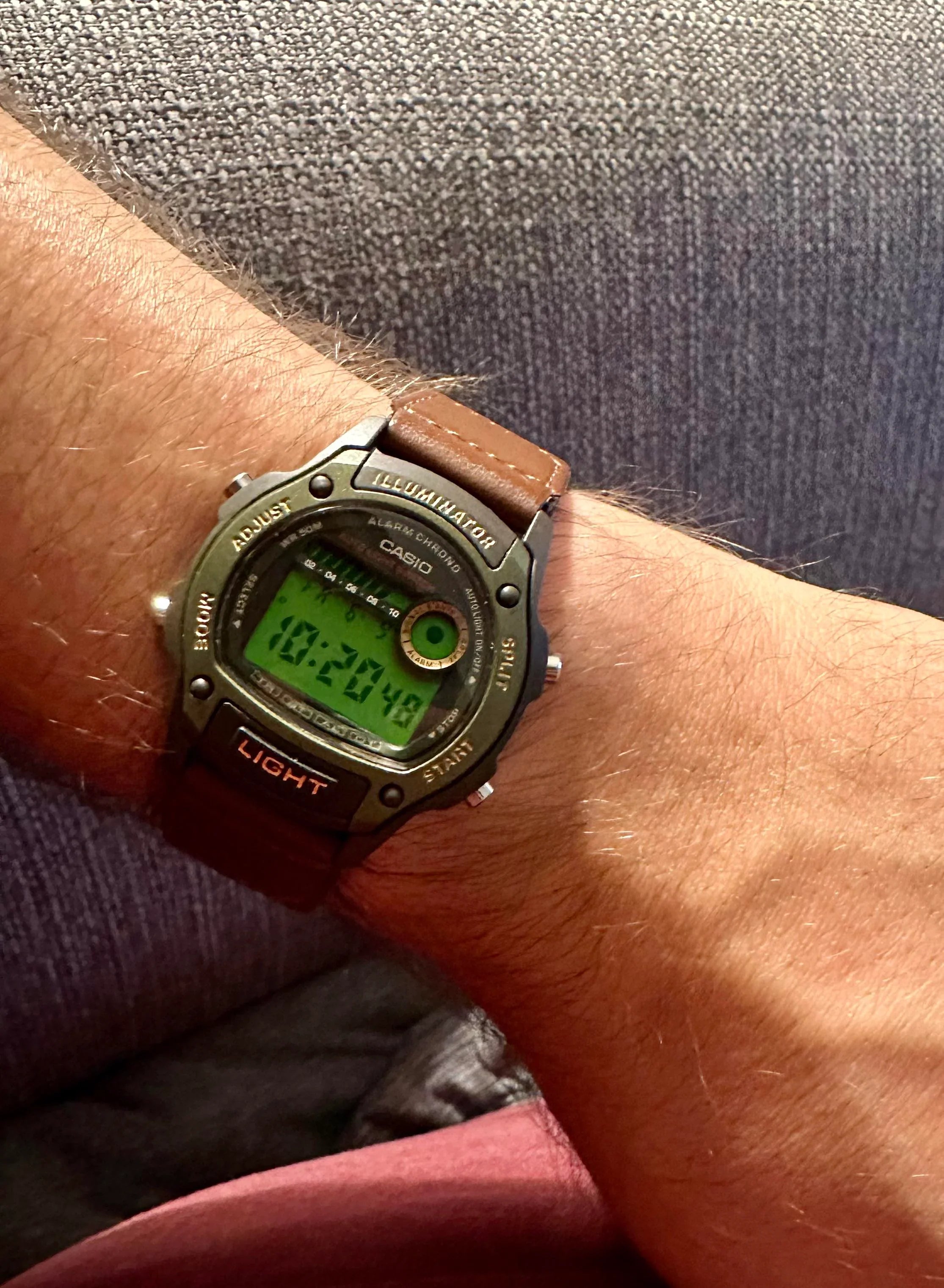 RELOJ CASIO W-220HF-3AVDF -VERDE