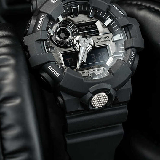 RELOJ CASIO G-SHOCK GA-710-1ADR