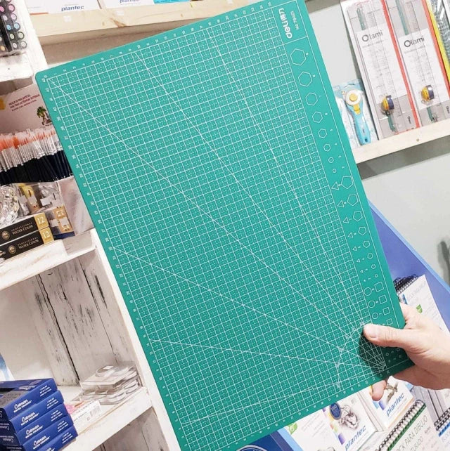 Tapete de corte para escritorio DELI Verde x1 unds