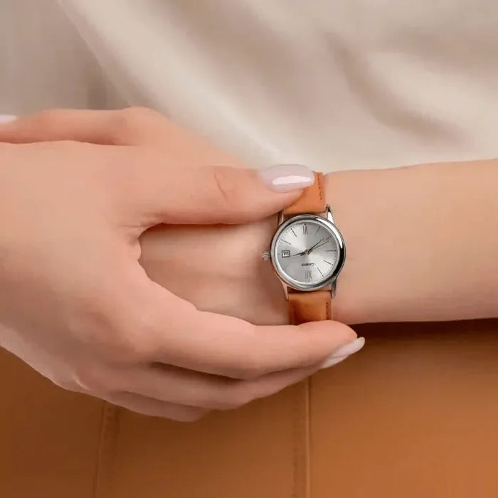 RELOJ PARA MUJER CASIO LTP-V002L-7B3UDF -BLANCO