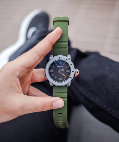 Reloj STRIKE AQ1194-4FAC-GNBK