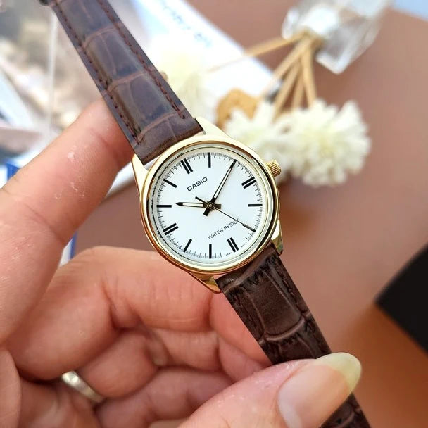 RELOJ PARA MUJER CASIO LTP-V005GL-7AUDF -BLANCO