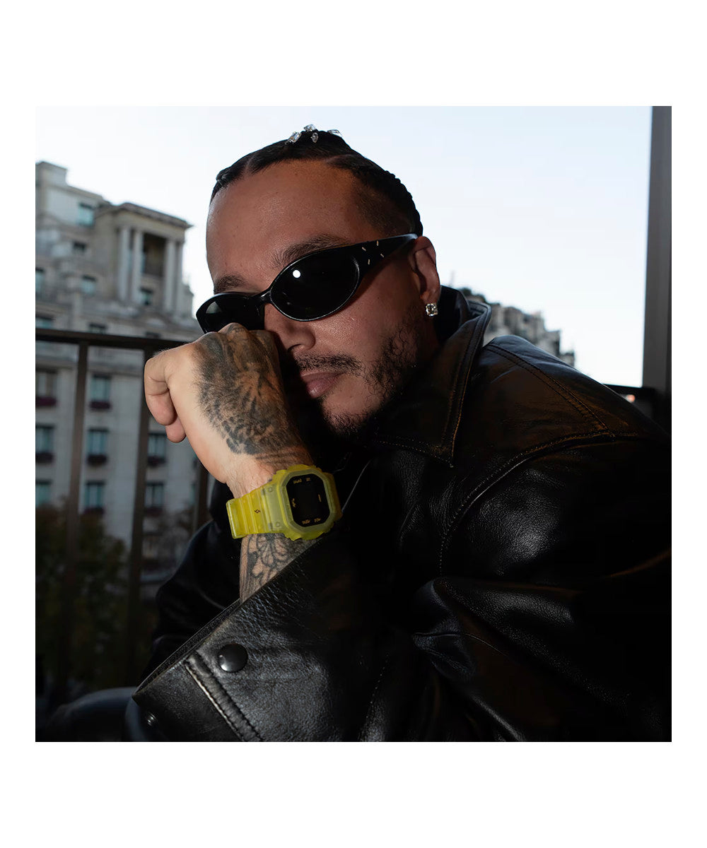 RELOJ CASIO G-SHOCK DWE-5600JB-1A9DR- AMARILLO