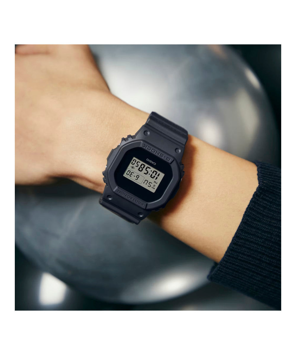 RELOJ CASIO G-SHOCK DWE-5657RE-1DR- NEGRO