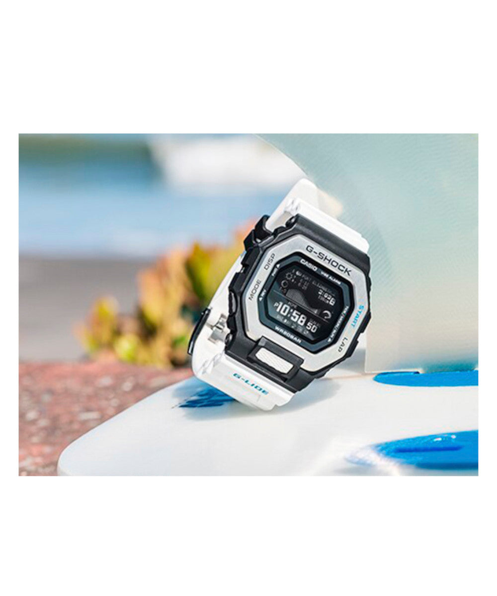 RELOJ CASIO G-SHOCK GBX-100-7DR- BLANCO
