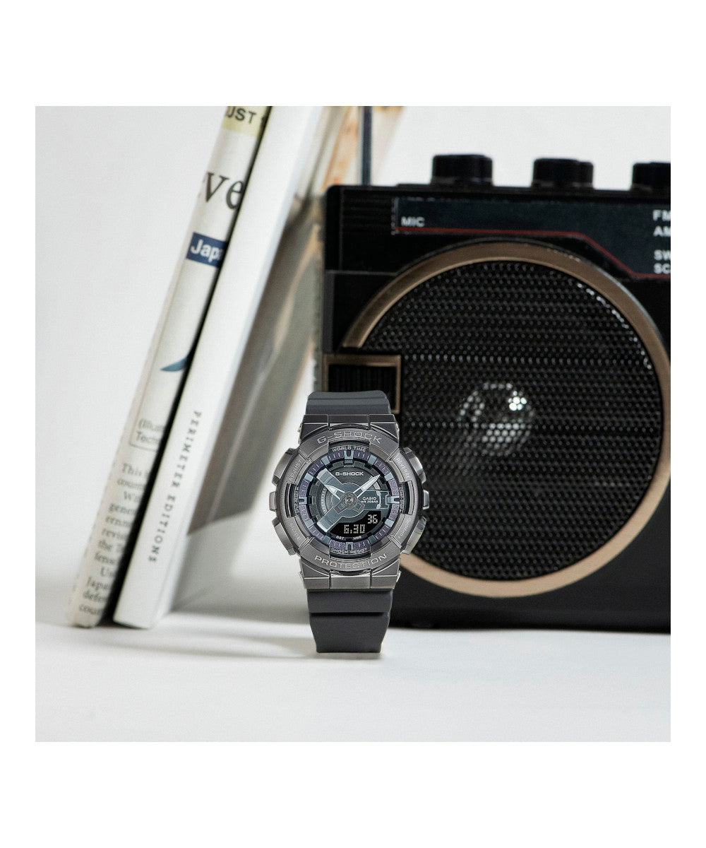 RELOJ PARA MUJER CASIO G-SHOCK  GM-S110B-8ADR -GRIS