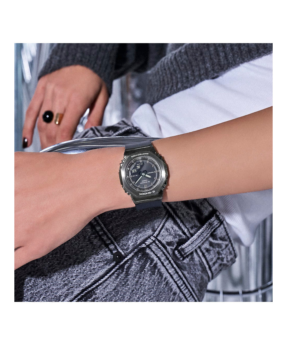 RELOJ PARA MUJER CASIO G-SHOCK  GM-S2110B-8ADR -GRIS