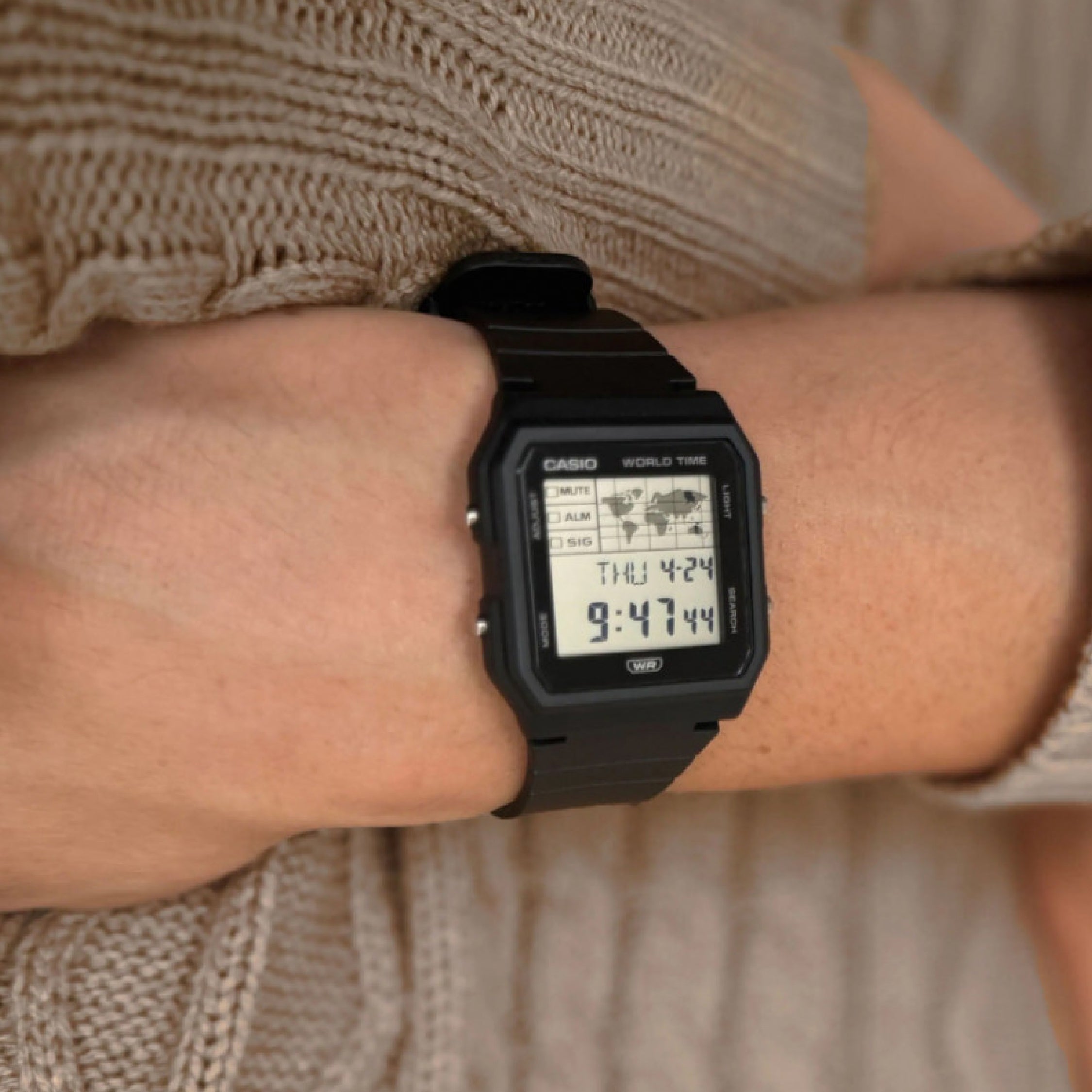 RELOJ PARA MUJER CASIO LF-30W-1ADF -NEGRO