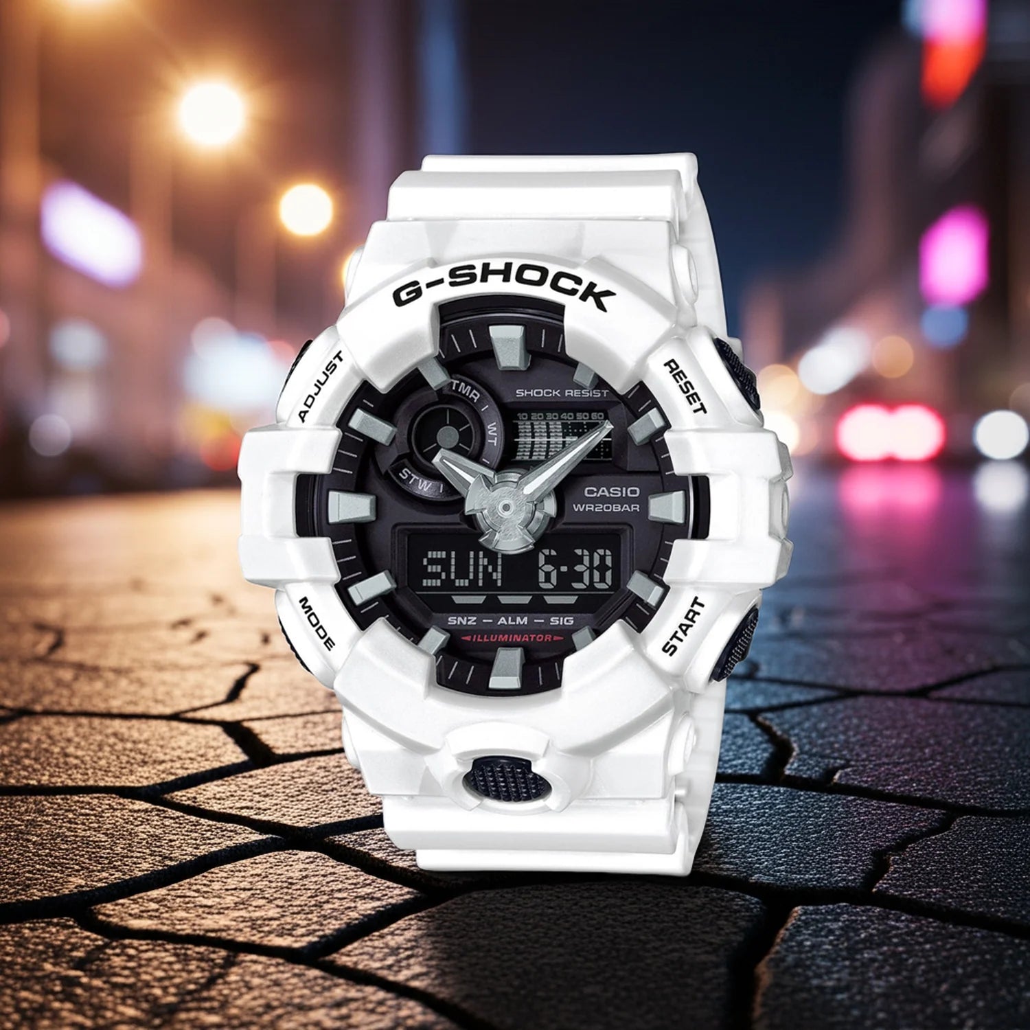 RELOJ ANÁLOGO DIGITAL PARA HOMBRE CASIO G-SHOCK GA-700-7ADR - BLANCO