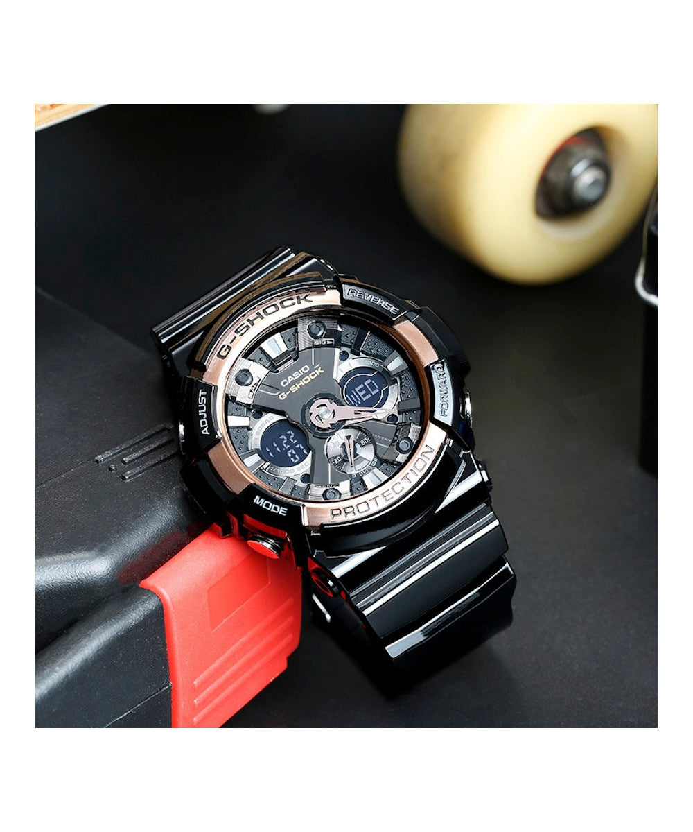 RELOJ CASIO G-SHOCK GA-200SH-8ADR- PLATEADO