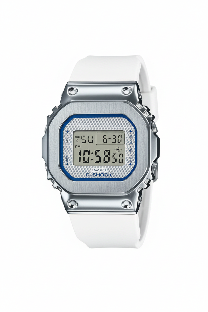 Casio G-Shock GM-S5600LC-7DR - fondo blanco ángulo