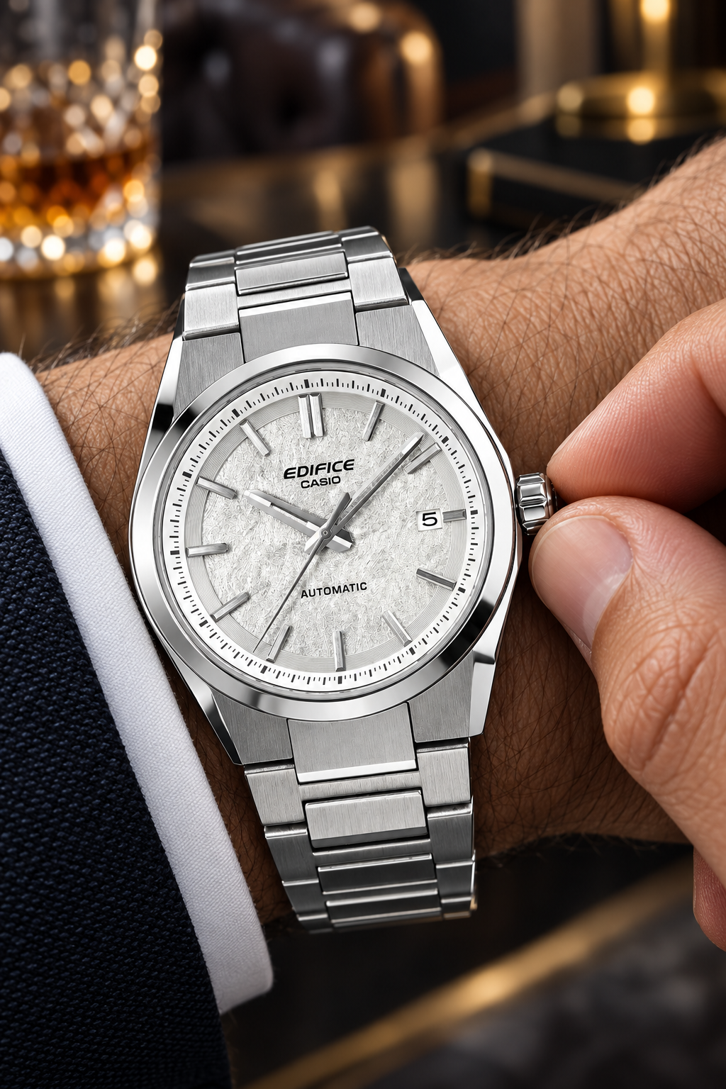 EFK-110D-7ADR RELOJ PARA HOMBRE CASIO EDIFICE - PLATEADO